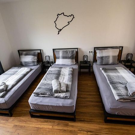 Suedschleife Appartements - App. 2 - Wlan - Direkt Am Ring Reimerath Buitenkant foto