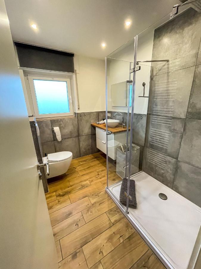 Suedschleife Appartements - App. 2 - Wlan - Direkt Am Ring Reimerath Buitenkant foto