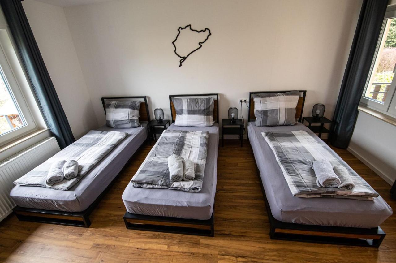 Suedschleife Appartements - App. 2 - Wlan - Direkt Am Ring Reimerath Buitenkant foto
